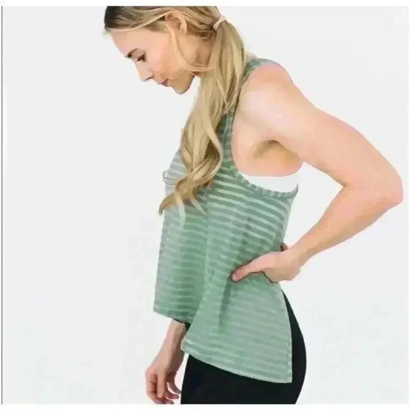 Zyia Active Split Back Green Tank Tank, Medium (Est.) - Picture 2 of 10
